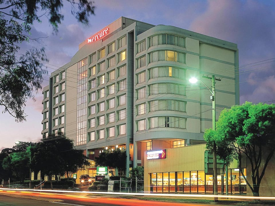 Mercure Sydney Parramatta Hotel in Parramatta