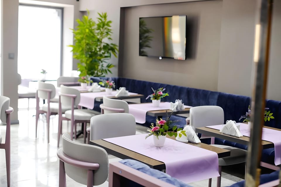 THE ROYALS HOTEL Hotel in Izmir