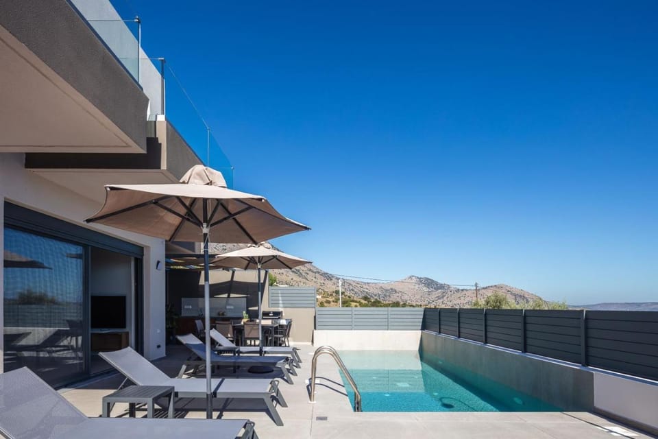Four Horizons Luxury Villas Hotel in Crete