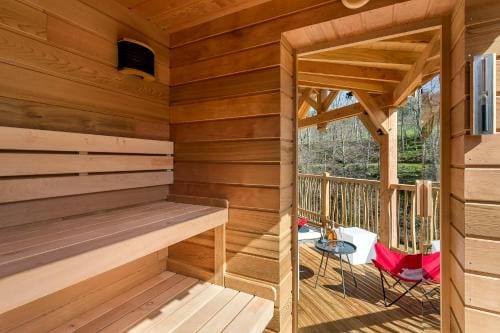 Les Cabanes Suspendues Lodge in Auvergne-Rhône-Alpes