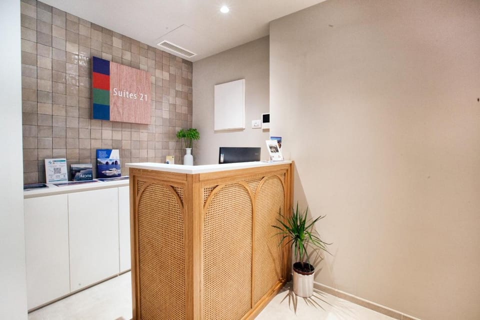 Estate4home - Suites 21 Hotel in Priora