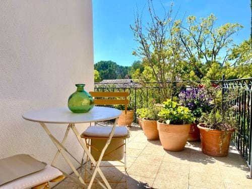 LES CISTES Hotel in Mallemort