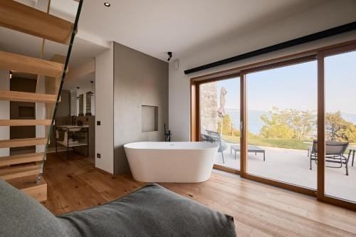 Colago Private Villas Lake Garda Hotel in Lake Garda