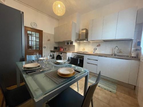 Eva Capital Guest House Hotel in Modena