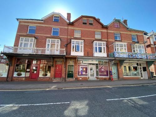 Brooklands Guest House Hotel in Llandrindod Wells