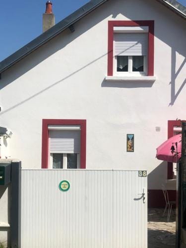 MAISON DES LILAS Hotel in Auvergne-Rhône-Alpes