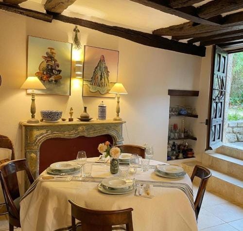 EVERGREEN GuestHouse Hotel in Giverny