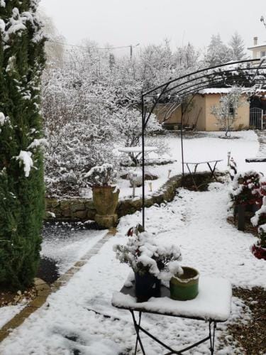 La provence Hotel in Auvergne-Rhône-Alpes