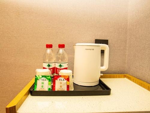 GreenTree Inn Jiangsu Yancheng Dongtai Overseas Hotel in Jiangsu