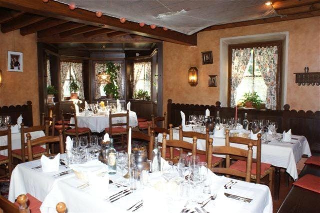 Gasthof Hohlwegwirt Inn in Berchtesgadener Land