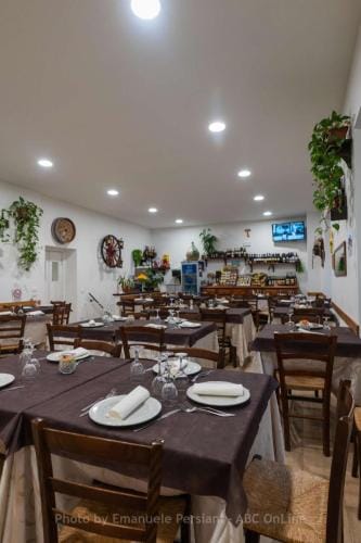 AFFITTACAMERE RISTORANTE GUAITA SANT'EUTIZIO Hotel in Umbria