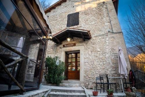 AFFITTACAMERE RISTORANTE GUAITA SANT'EUTIZIO Hotel in Umbria