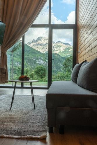 Villa Ujevara e vogel Hotel in Montenegro