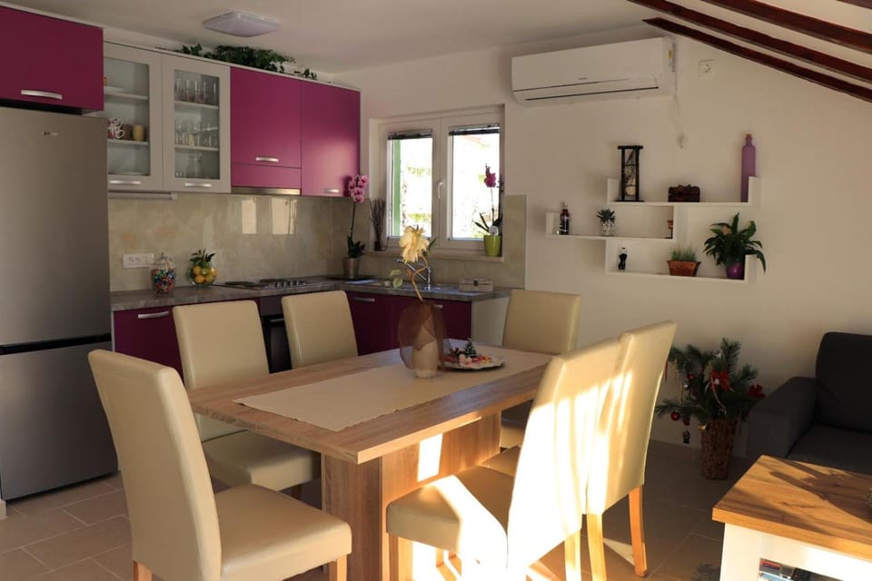 Apartmani clementina sunrise Hotel in Dubrovnik-Neretva County