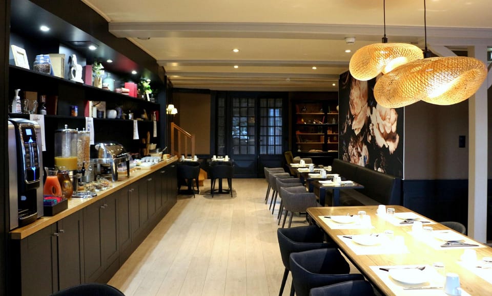 Best Western Le Cheval Blanc Hotel in Honfleur
