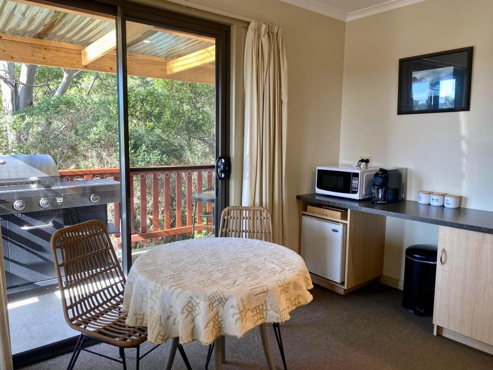 Gordon Gateway Motel in Strahan