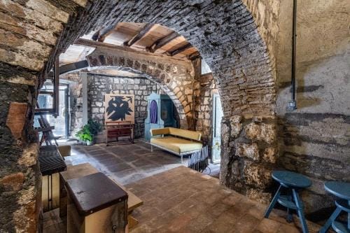 Inter Artes Prestige House and Luxury Suite Hotel in Viterbo