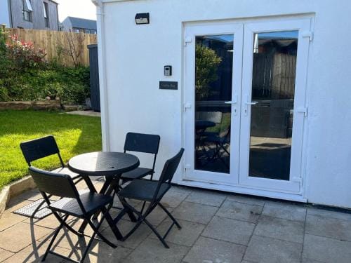 Carbis Bay Suite, Carbis Bay, St Ives, free parking, near beach Hotel in England