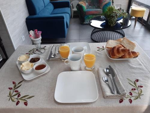 LA TOULOTTE chez Claire et Christian Hotel in Île-de-France
