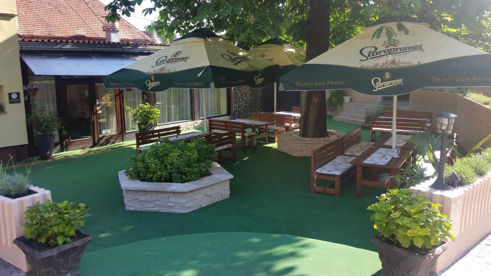 Guest House Grgin Dol Hotel in Brod-Posavina County, Croatia