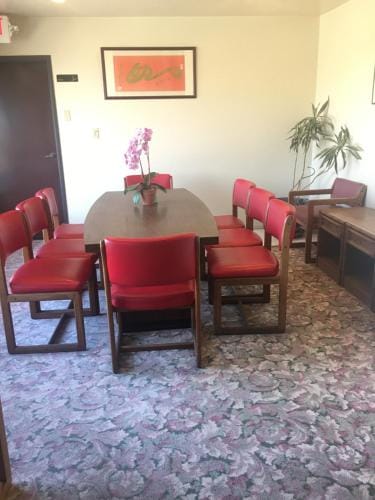 Grand Inn財神客棧 Inn in Alhambra