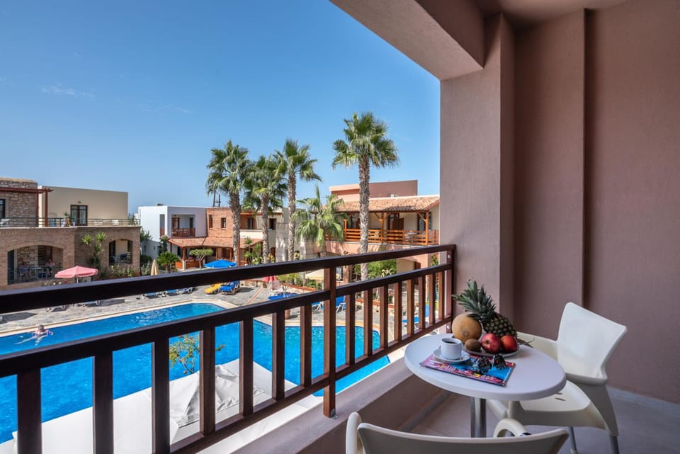 Omega Platanias Apartment hotel in Platanias