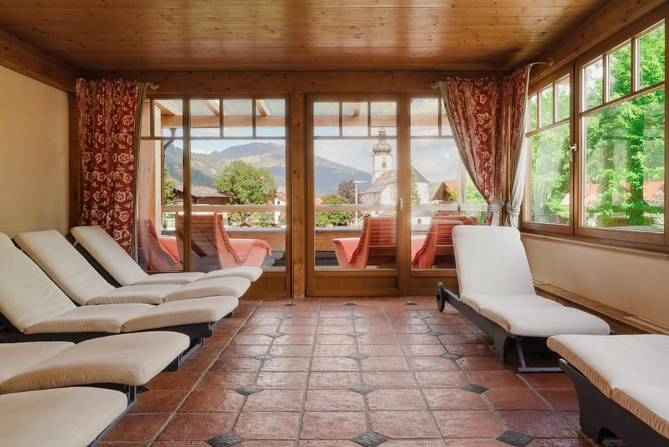 Das Traditionshotel Schwarzer Adler Hotel in Tyrol