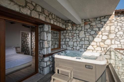 Dafnes Village Hotel in Halkidiki