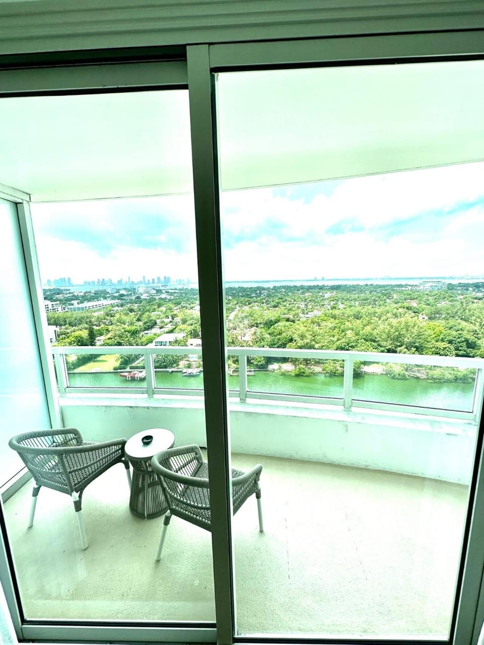 Fontainebleau Miami Beach,Tresor Hotel in Miami Beach