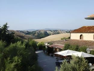 Agriturismo Fattoria Lischeto Hotel in Tuscany