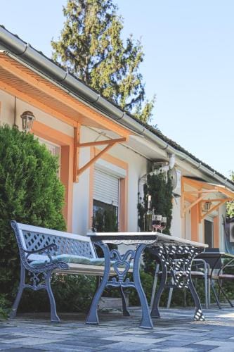 Szivarvany Panzio Hotel in Szeged