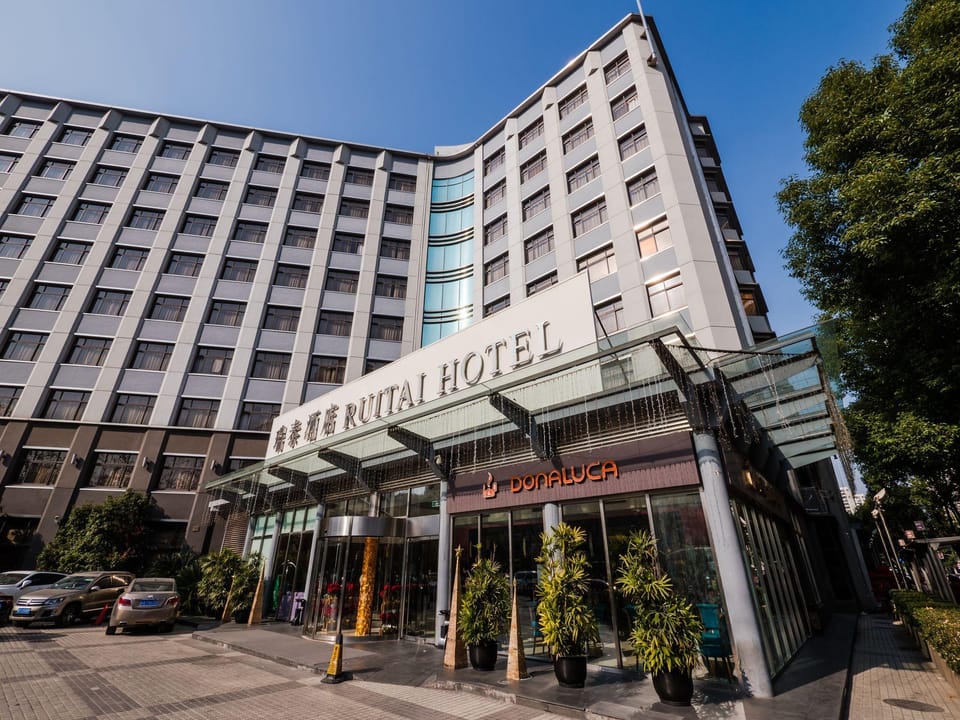 Rui Tai Hotel Hongqiao Hotel in Shanghai
