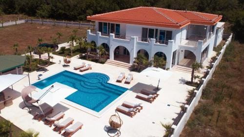 Villa 100 Palme Hotel in Ulcinj Municipality