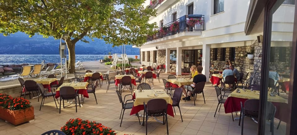 Hotel S.Maria Hotel in Brenzone sul Garda