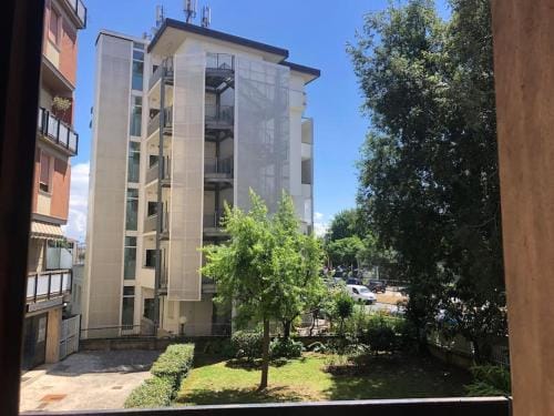 Sansovino Bed and Car Hotel in Florence