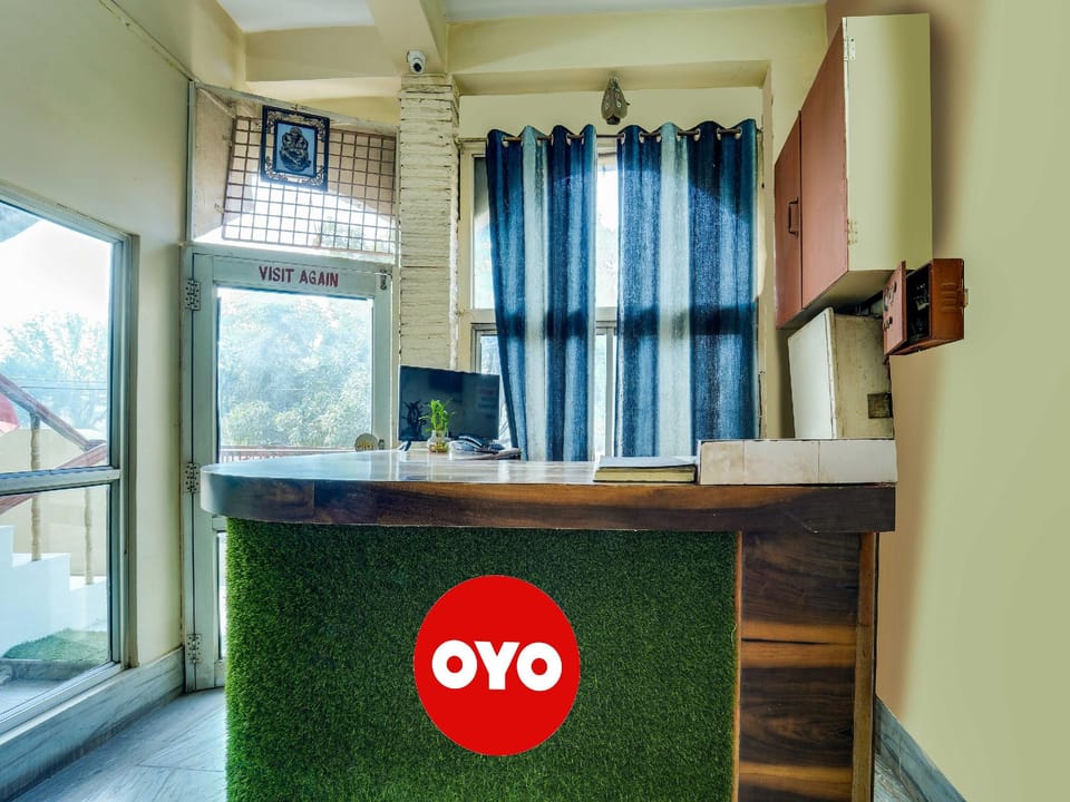 OYO Flagship Hotel Ashish Inn Hotel in India