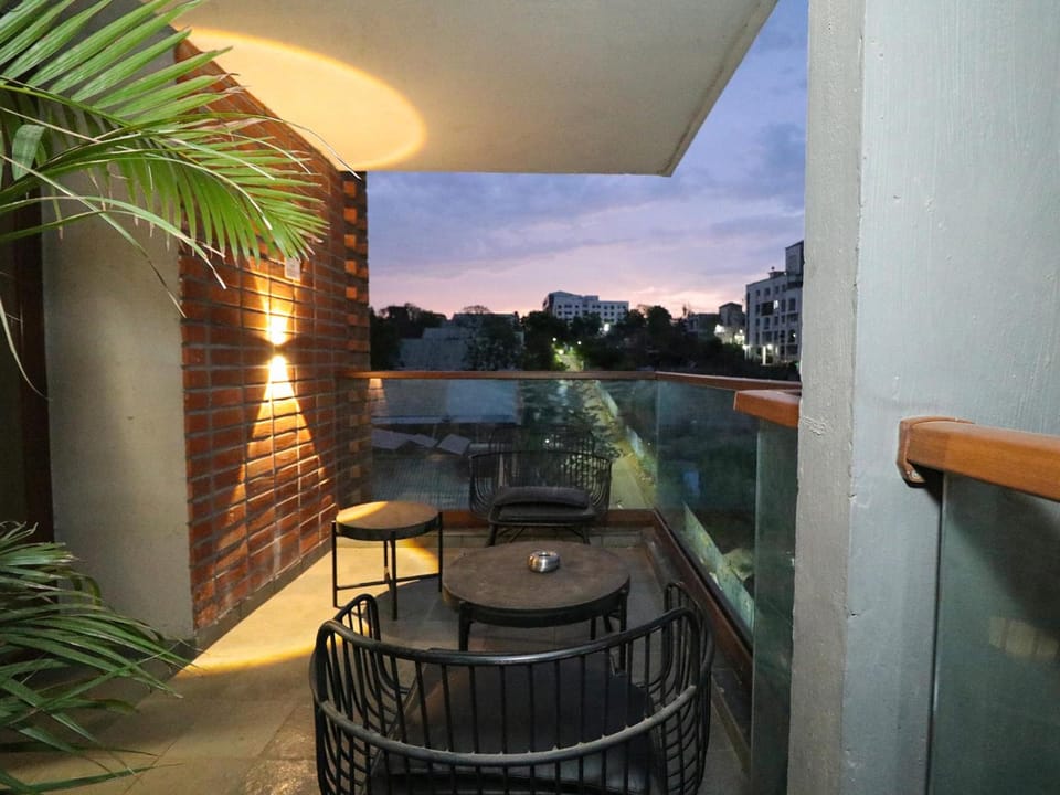 Hotel Tattva Suites NIBM, next to Corinthians Club Hotel in Pune