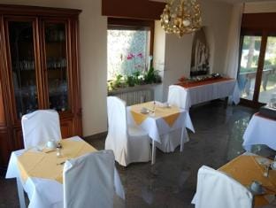 B&B Villa Filotea & Apartment Hotel in Desenzano del Garda