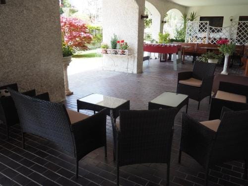 B&B Villa Filotea & Apartment Hotel in Desenzano del Garda