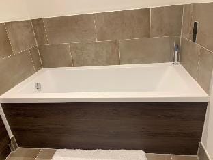 Raphvin Apex Abode Hotel in Harlow