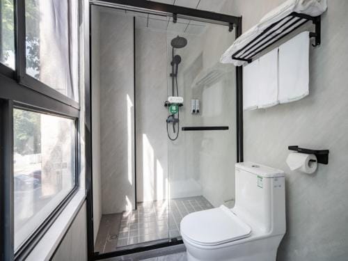 GreenTree Inn Express Hotel Suzhou Taicang West Nanjing Road Hotel in Shanghai