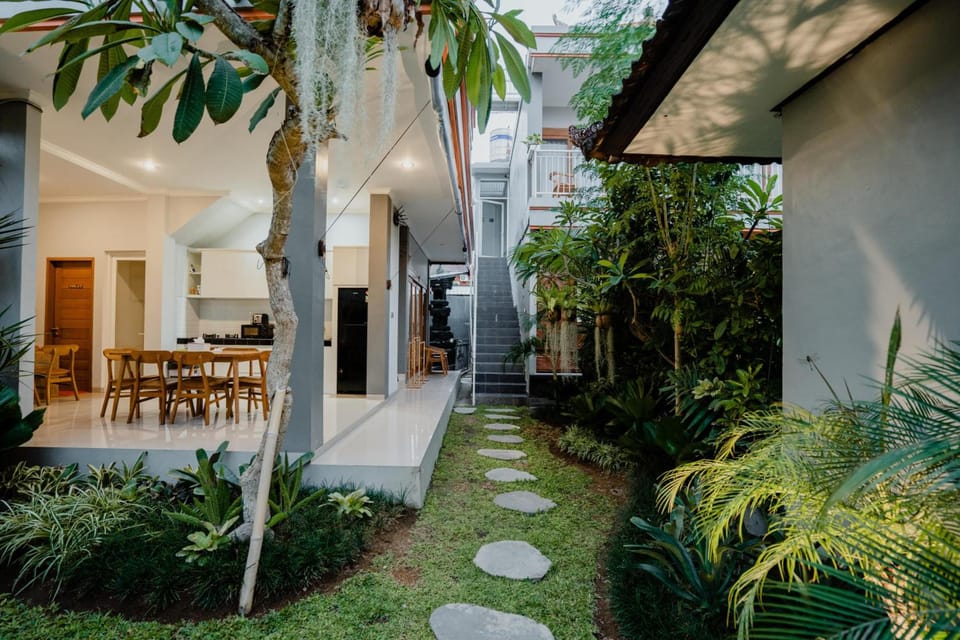 Kubu Gena Guest House Canggu Hotel in North Kuta