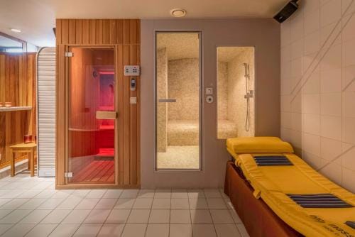 BeautyD GREY ROOM centrum GULLEGEM KORTRIJK Hotel in Flanders