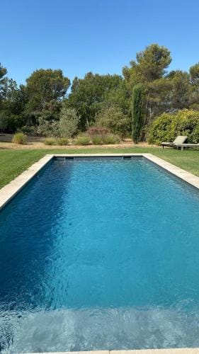 Lou Pantai, Bed and Breakfast, Delux Bedroom Hotel in Aix-en-Provence