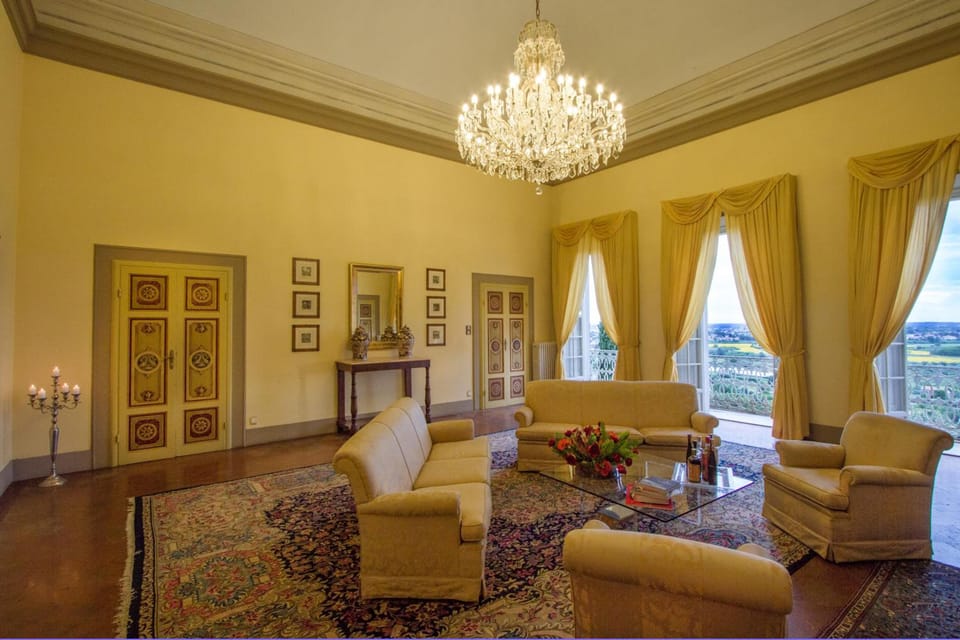 Villa Alta - Residenza d'epoca con piscina Hotel in Lucca