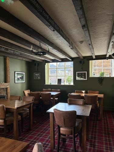 Downe Arms Castleton Hotel in England