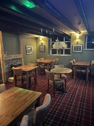 Downe Arms Castleton Hotel in England