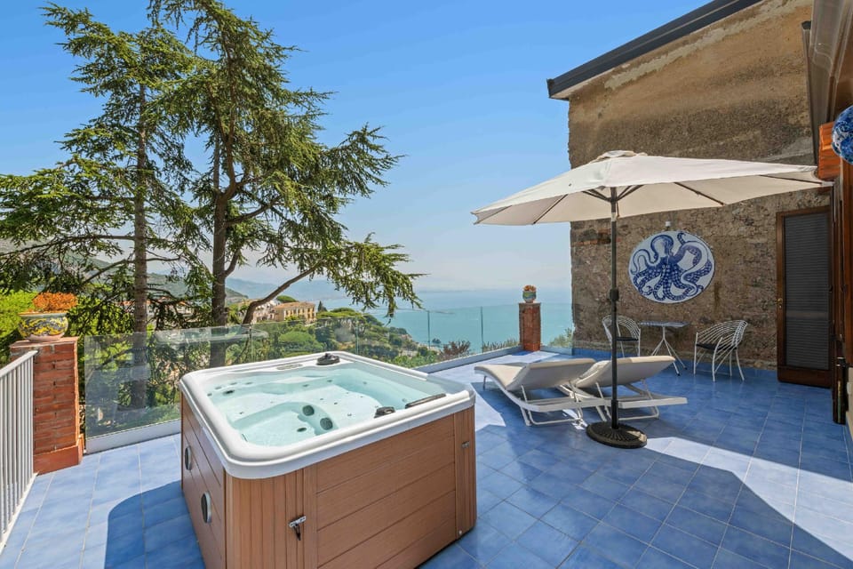Il Melograno in Costa d'Amalfi - romantic experience Hotel in Campania