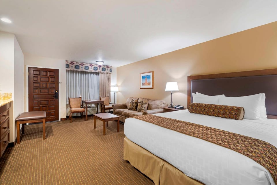 Suite room