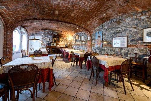 Cantina Anzivino - Affittacamere Hotel in Piedmont